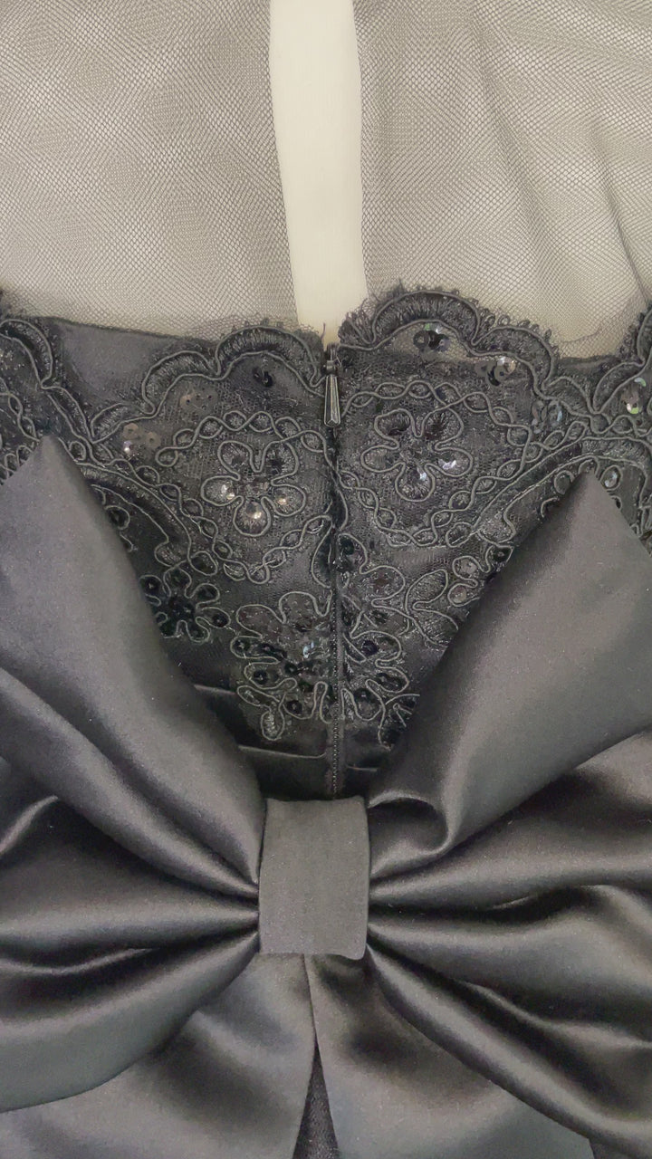 Lily Lace Dress in Black sparkle