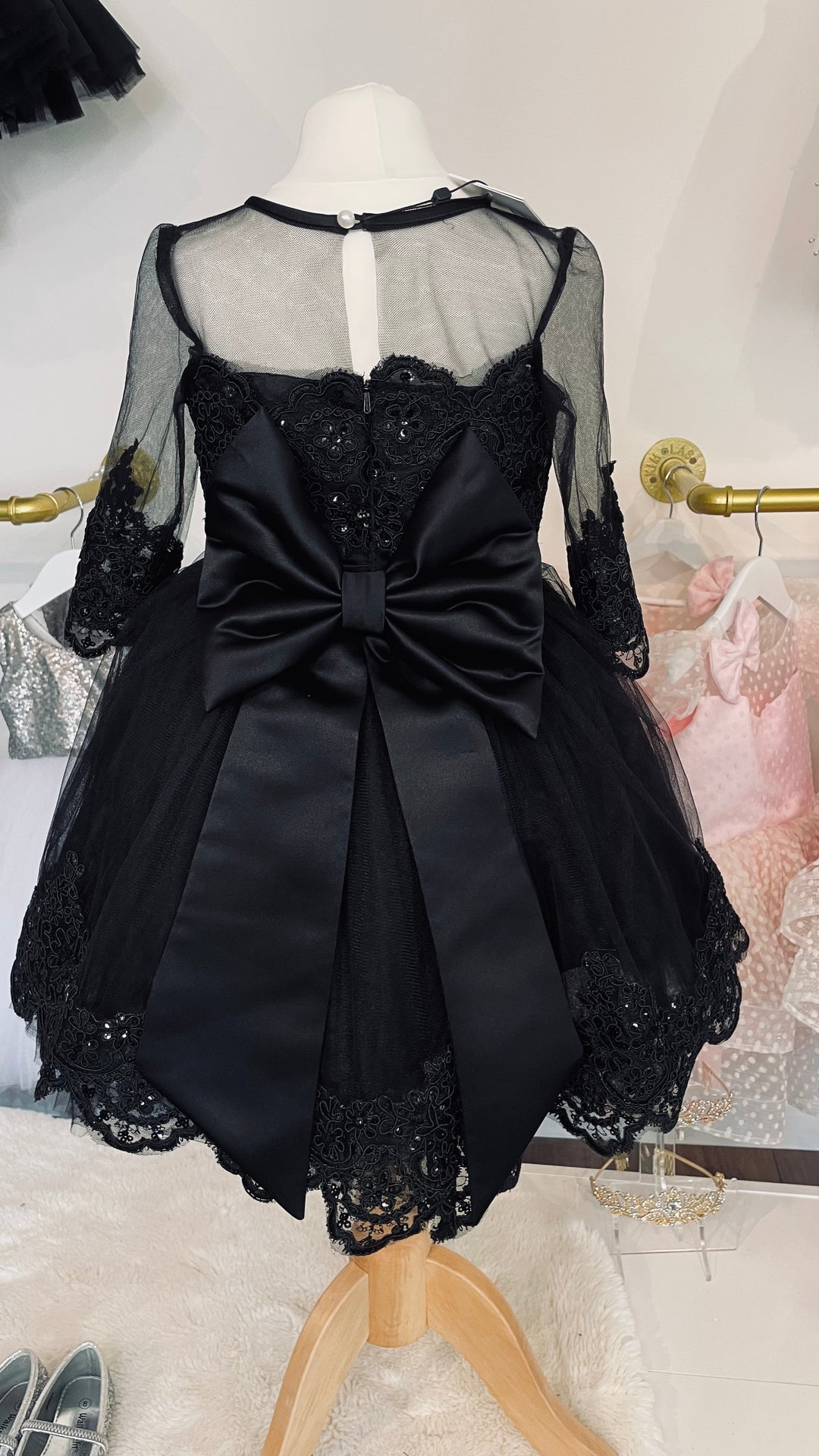 Lily Lace Dress in Black sparkle