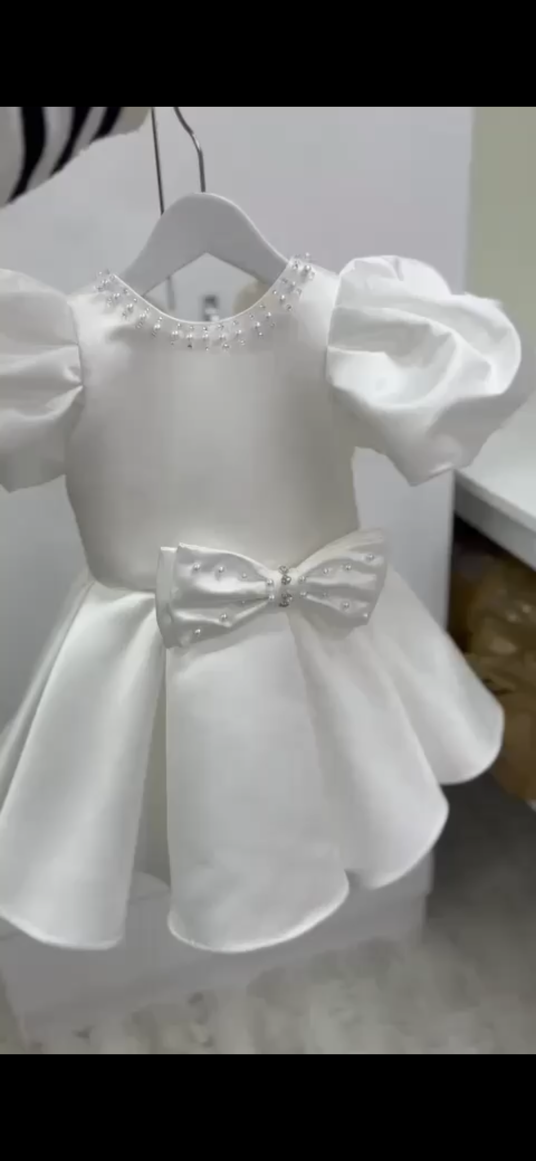 Kids toddler Satin White Ivory dress. Baby Girl Satin dress. Long Satin kids dress. Satin party dress for kids. Ivory Satin dress for kids. Christening Dress. Flower girl Dress. Junior bridemaid dress. baby chic dress. Timeless kids dress, Classic Puff Sleeve, Cute Kids dress, Pearl and Crystal Detailing, Satin Bow with Pearls, Pearl dress, Pettitcoat Skirt, Tea length Skirt, Kids Fashion Dress, Satin Gown, Timeless Dress, Long Satin Sleeve, Classic Style, Pearl beading, Baptism Dress, Baptism Gown