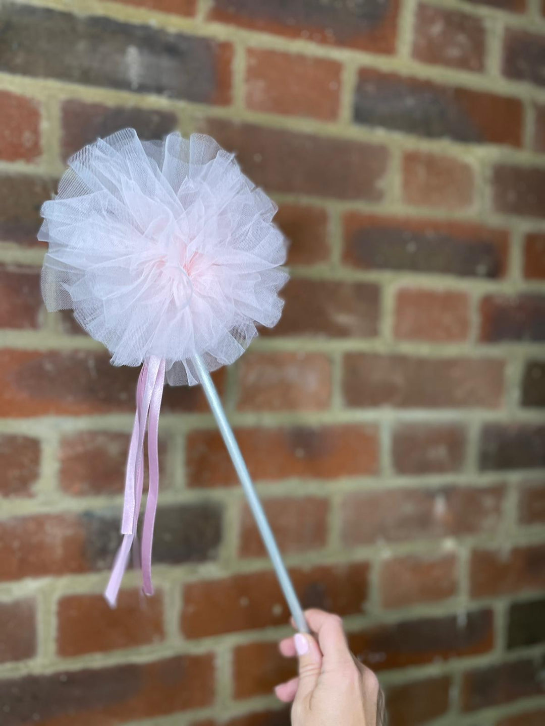 The most darling Flower girl wands for your little lady.  The softest tulle Pom Pom to complement any occasion. A beautiful and fun alternative to a flower girl bouquet. Something to keep forever, a party favour, nursery décor or centre piece for your special occasion.